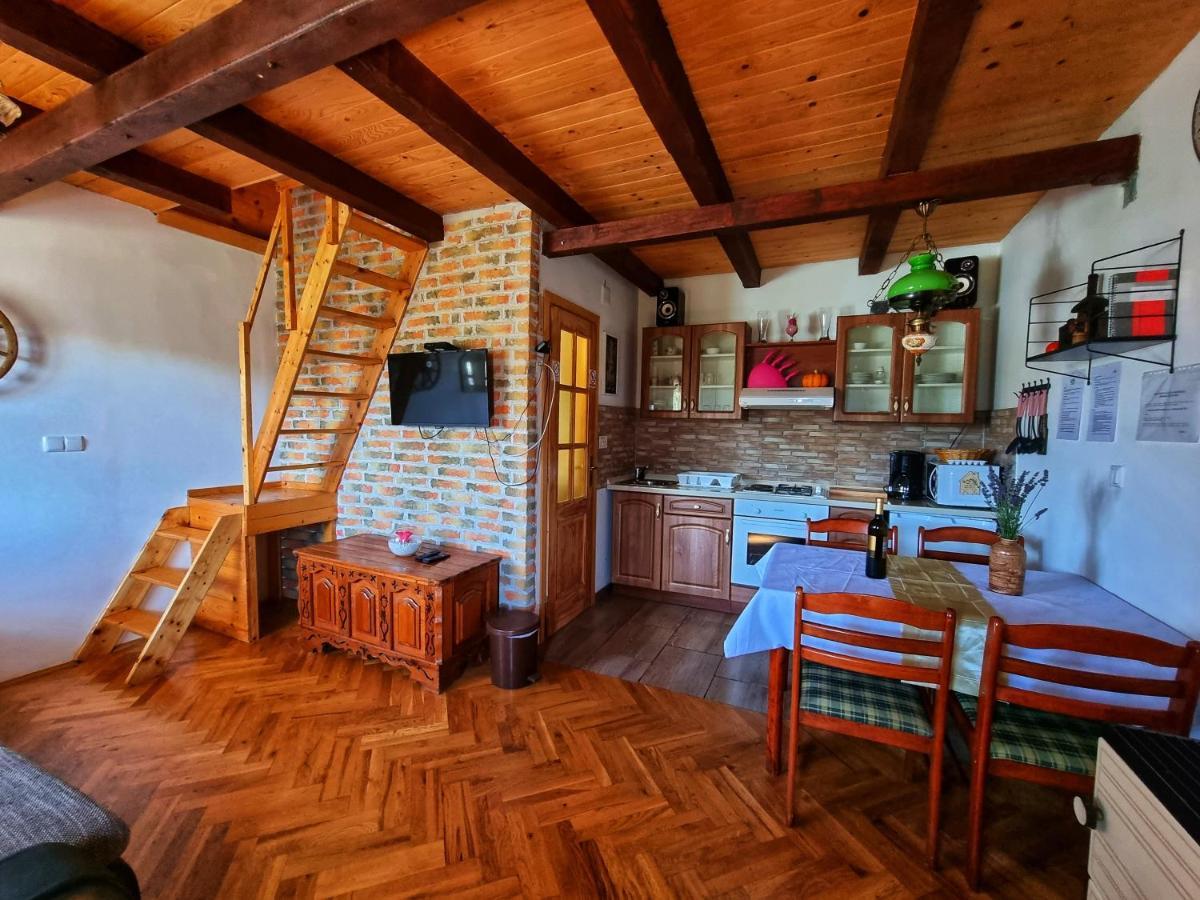 Mreznica- Mreznicka Idila Holiday home *